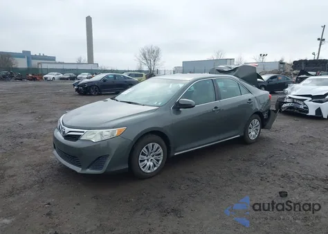 2012 Toyota Camry Le z USA, uszkodzony, nr VIN 4T4BF1FK2CR260789